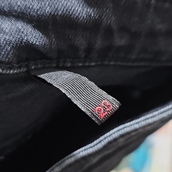 RtA Distressed Black Raw Hem Jeans Size 23‎ - Picture 5 of 7